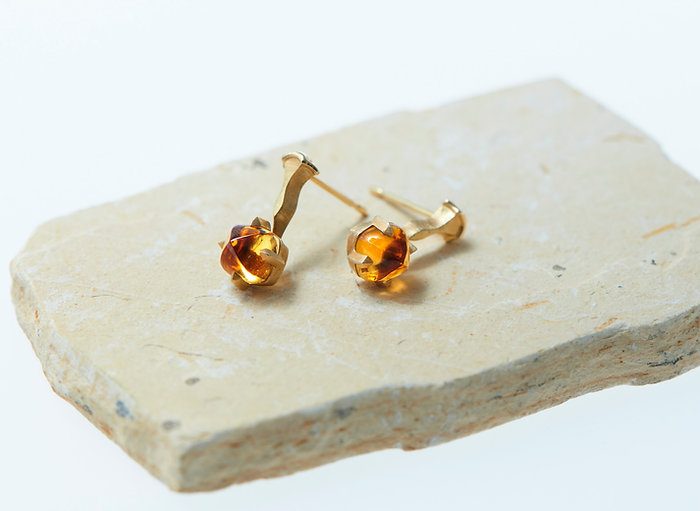 Tinge Sugarloaf-cut Citrine Earrings